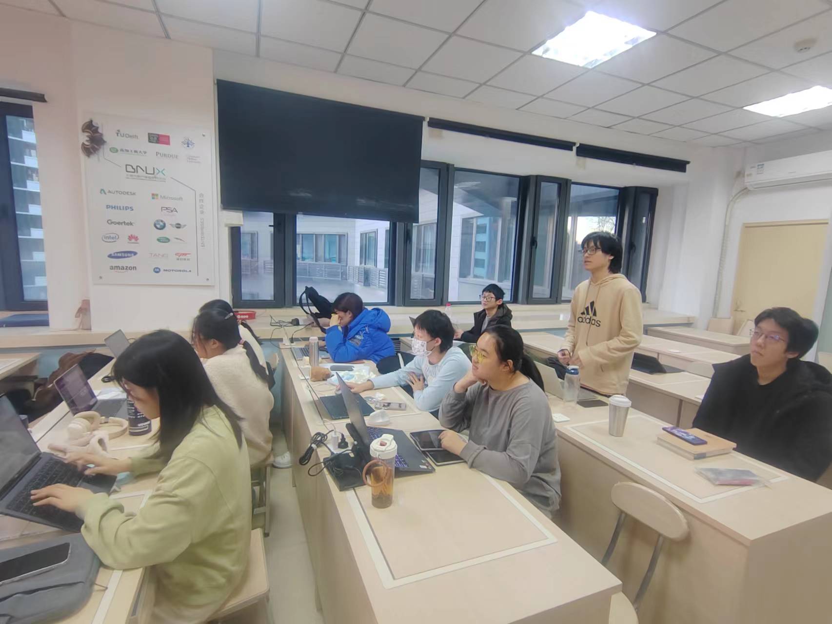 百家乐棋牌